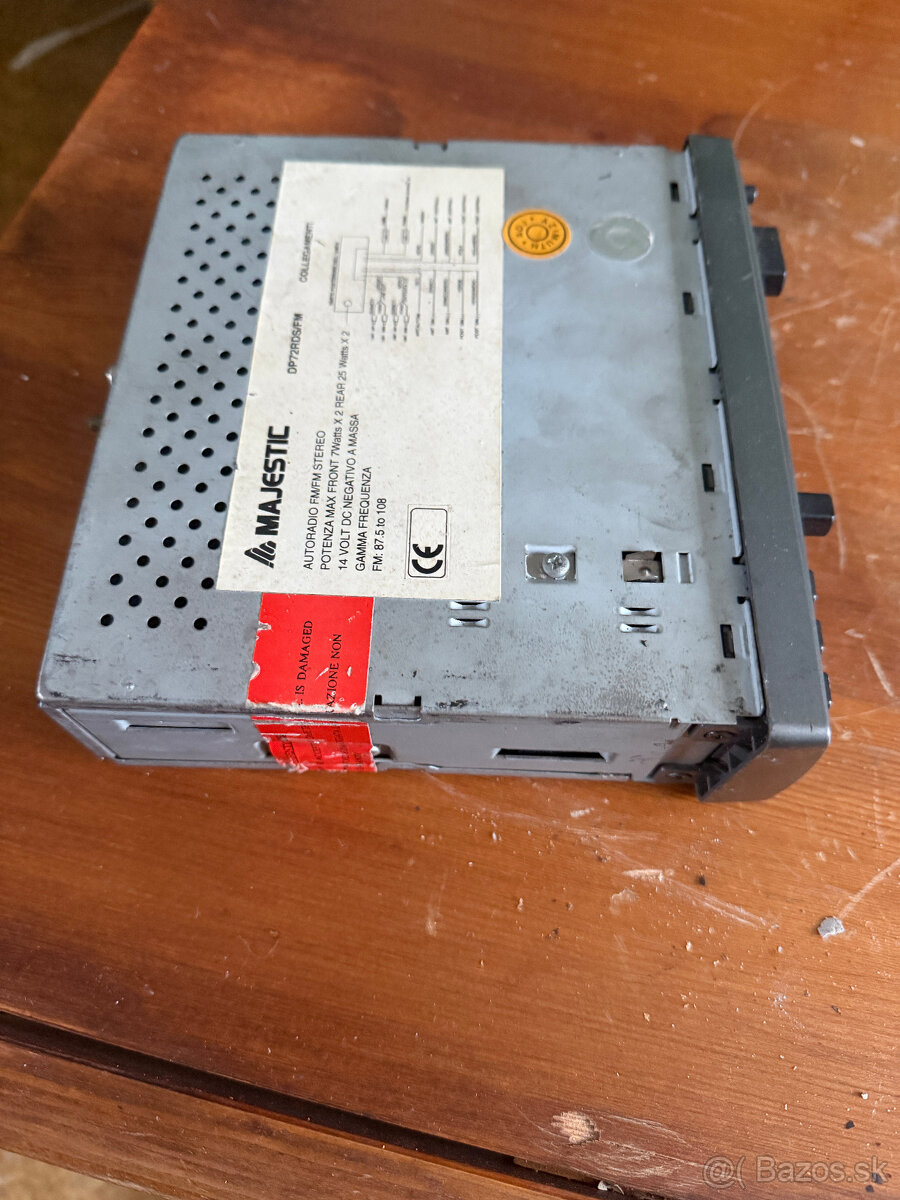 Predám autorádia MAJESTIC a ROADSTAR - 5
