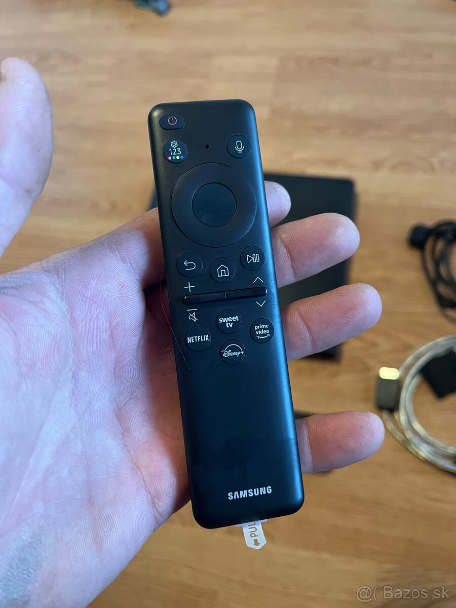 Samsung One Connect Box - 5