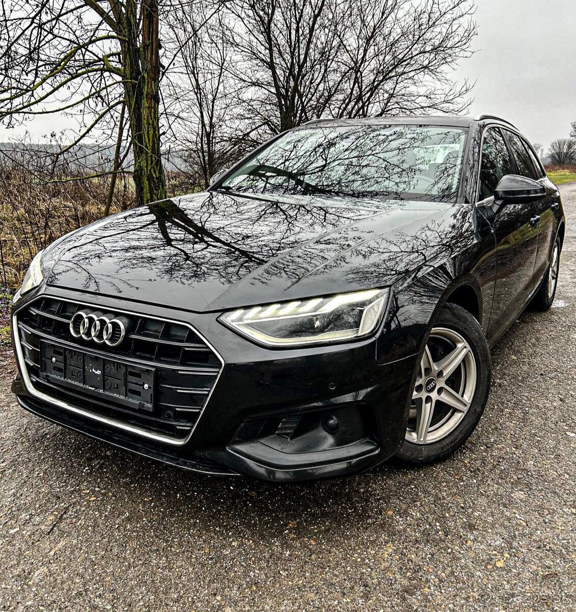 Audi A4 Avant 30 2.0 TDI S tronic Facelift VIRTUAL - 5