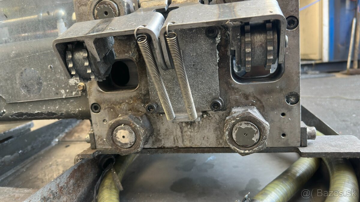 Briketovací lis RUF4 - 5