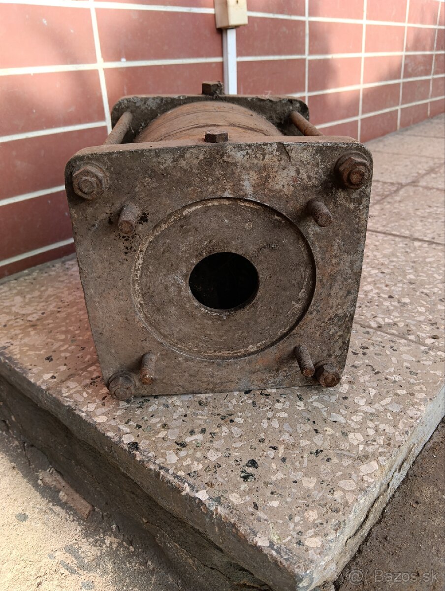 Elektromotor s prevodovkami - 5