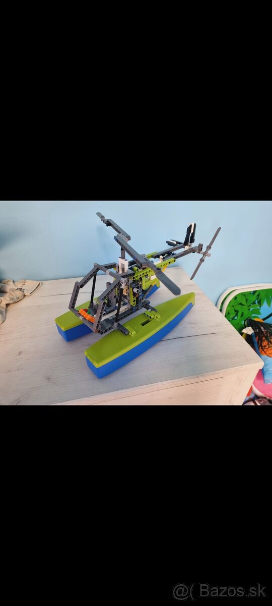 Katamaran Technic 42105 2v1 PLAVA NA VODE - 5