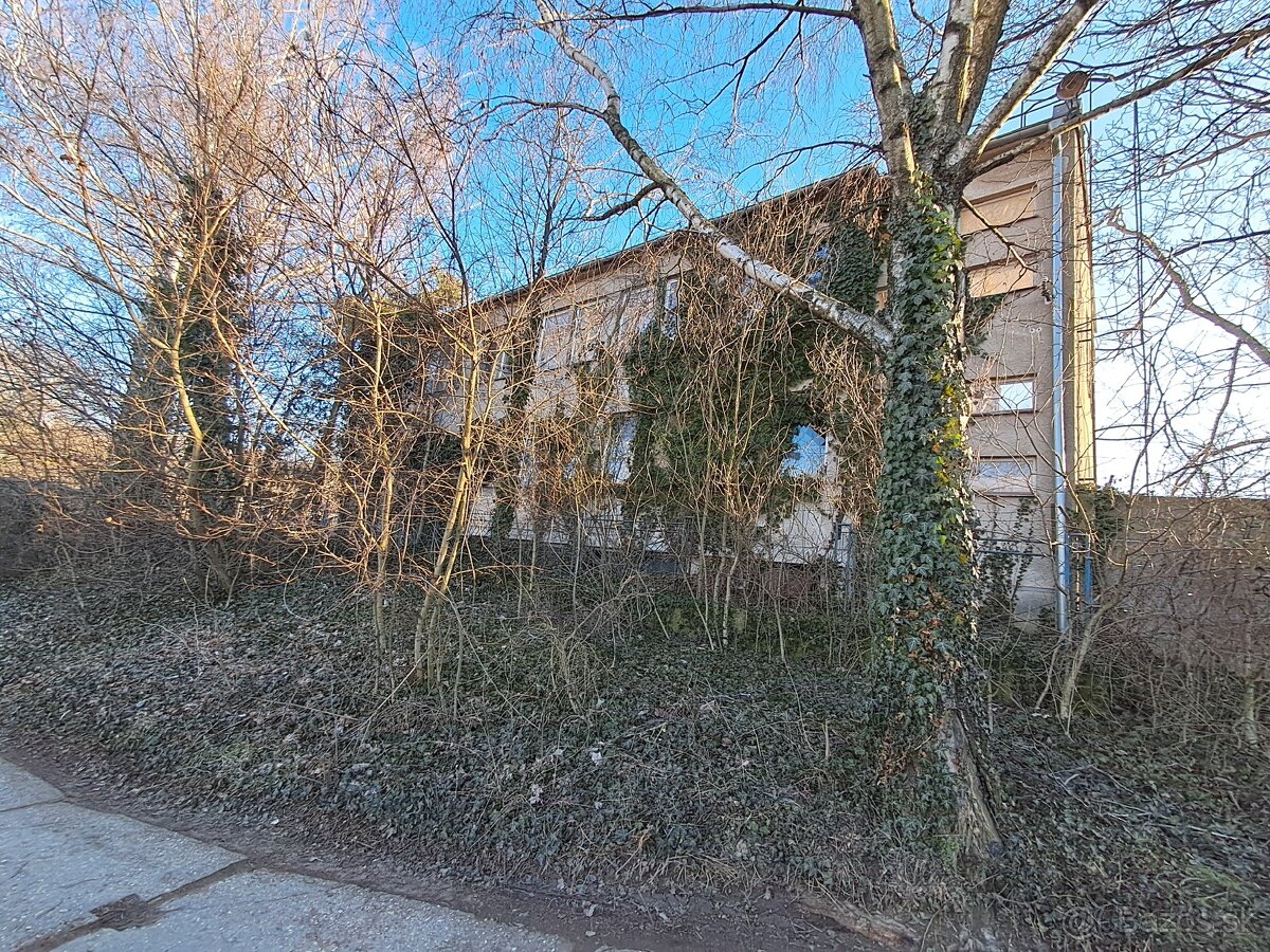 Administratívna budova - 5