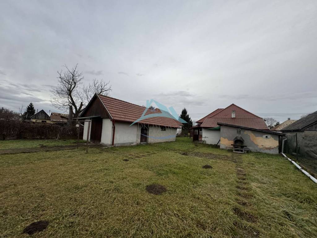 Predáva sa rodinný dom/chalupa v Horných Semerovciach - 5