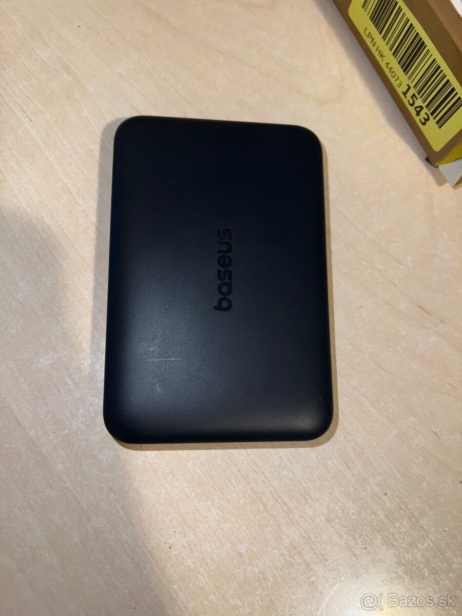 Vymením iPhone 13 pro + baseus powerbanku 10000mah + AirPods - 5