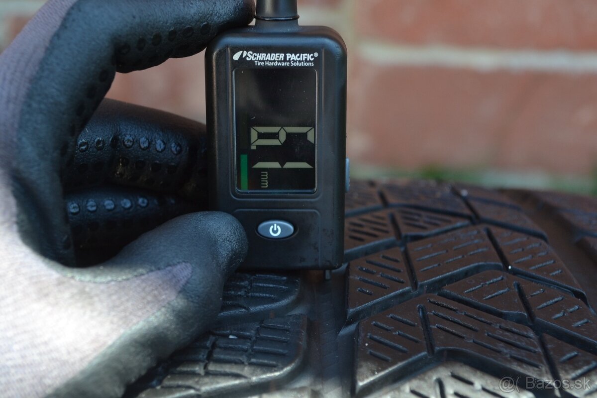 235/55 R19 a 255/50 R19 Pirelli Scorpion Winter - 5