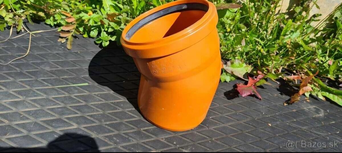 Predám kanalizačné kolená - 5