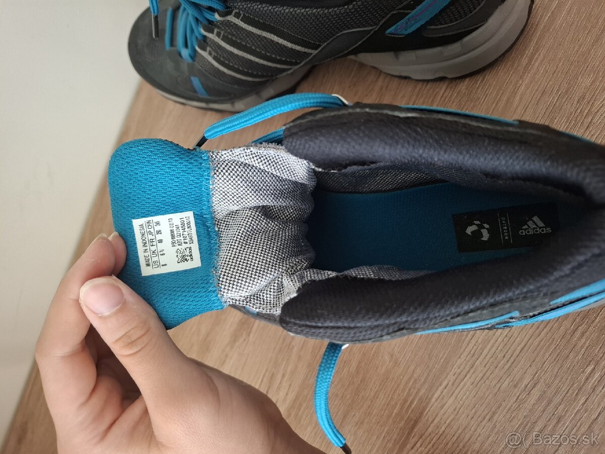 Dámske turistické topánky Adidas 40 - 5
