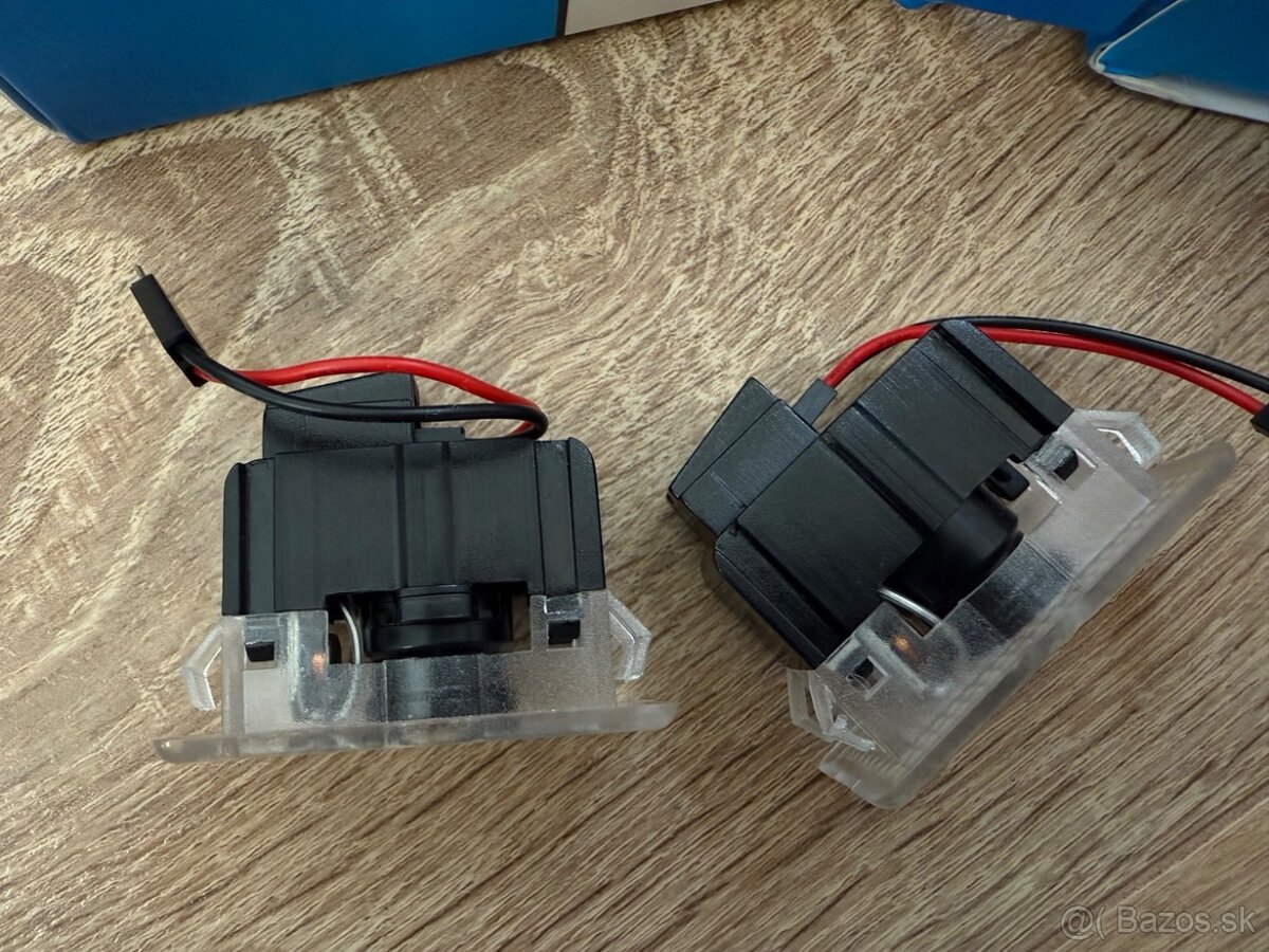 LED Logo Projektor pre Tesla model 3 - 5