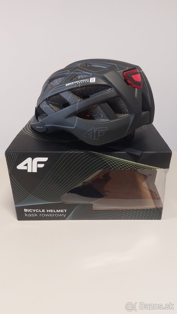 4F cyklistická helma čierna - 5