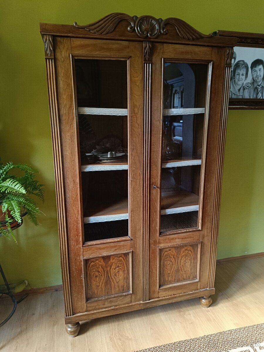 Starodávna skriňa - 5