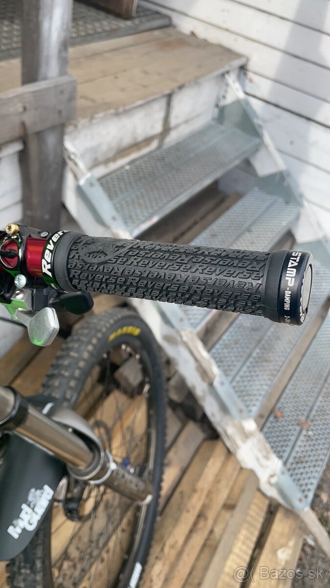 Commencal Supreme DHv2 26” - 5