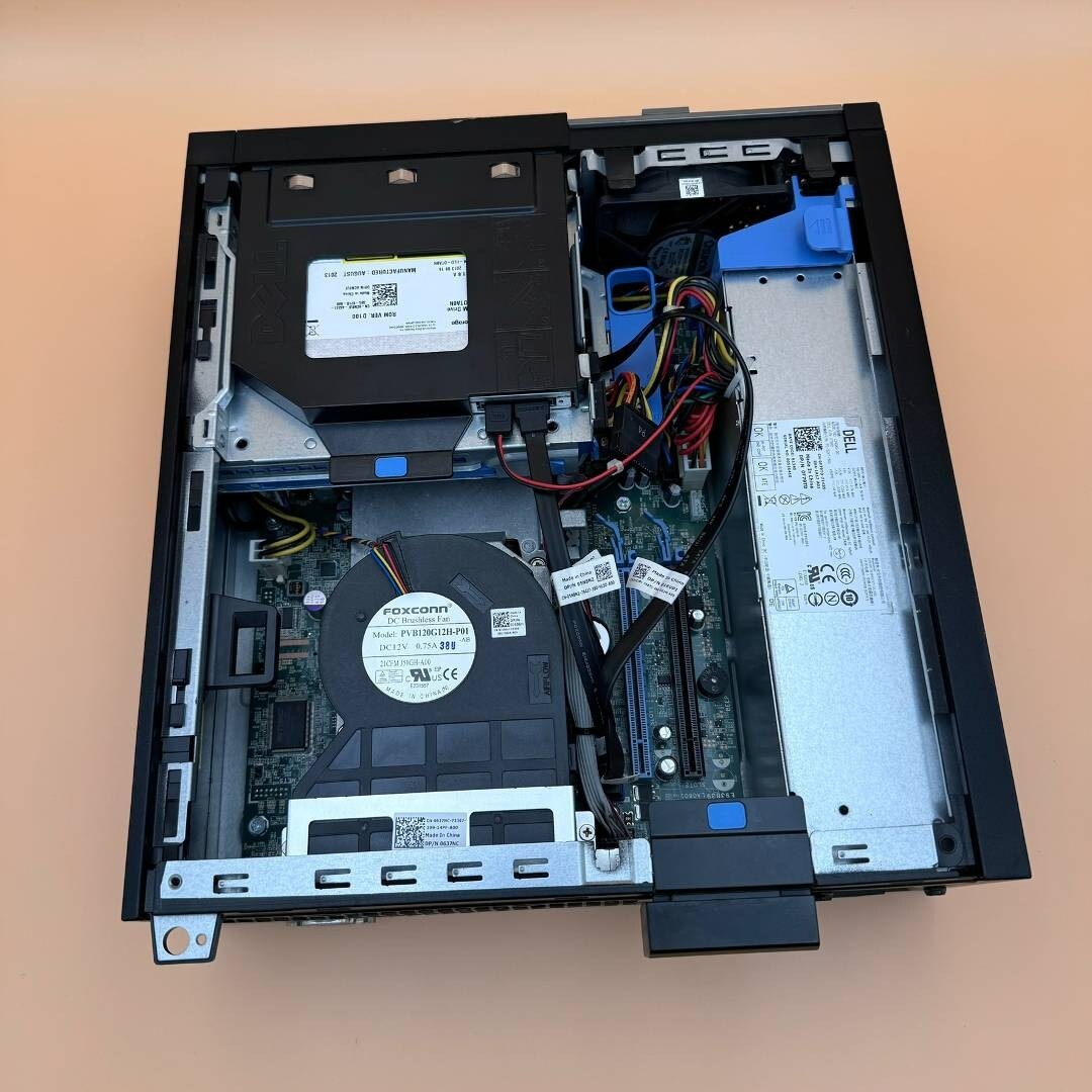 Počítač Dell 7010.Intel i3-3210 2x3,20GHz.4gb ram.250gb HDD - 5