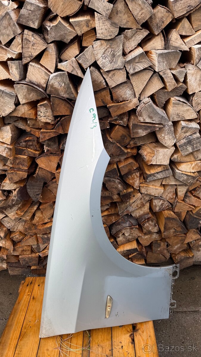 bmw e92 e93 predný blatník - 5