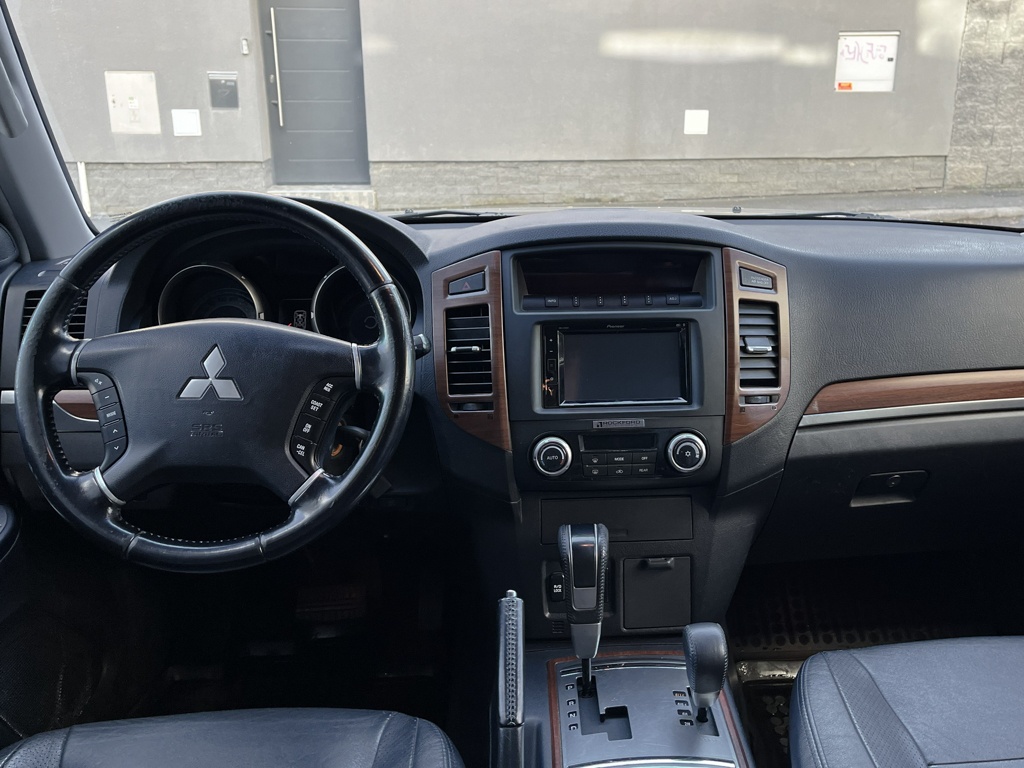 Mitsubishi Pajero Wagon 3.2 Super Select 4WD - 5