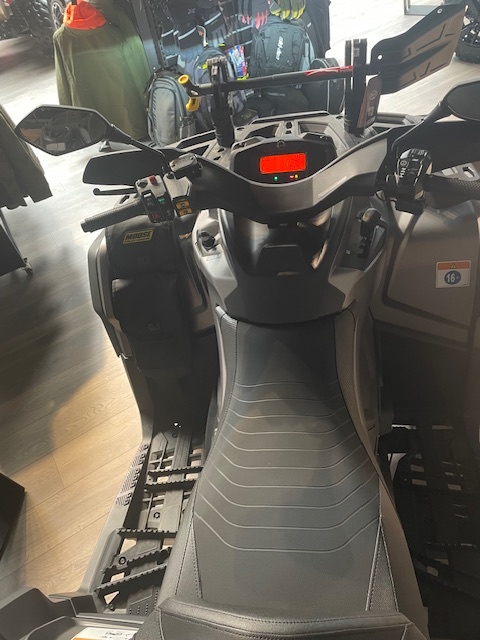 CAN-AM OUTLANDER MAX XU 1000 MY24 - 5