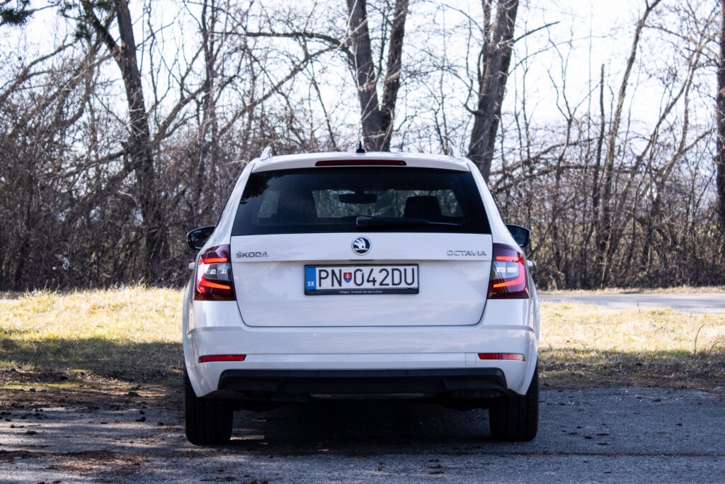 Škoda Octavia Combi 1.6 TDI DSG Style - 5