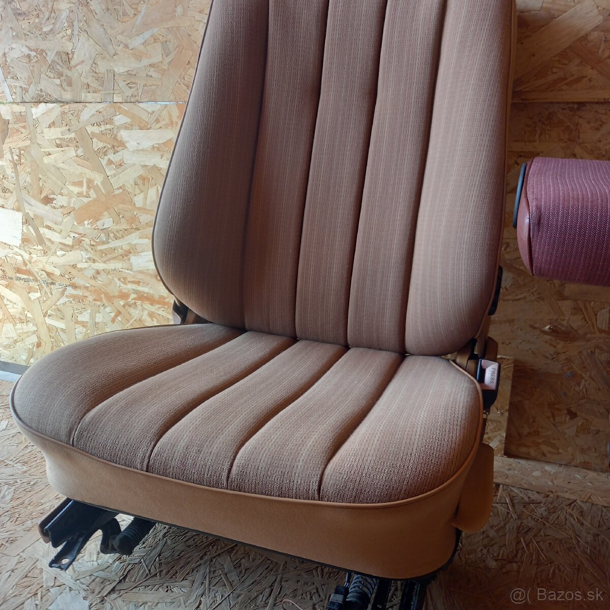 Mercedes w124 Coupe sedenie - 5