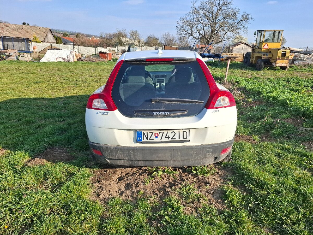 Volvo c30 1,6 d 80kw - 5