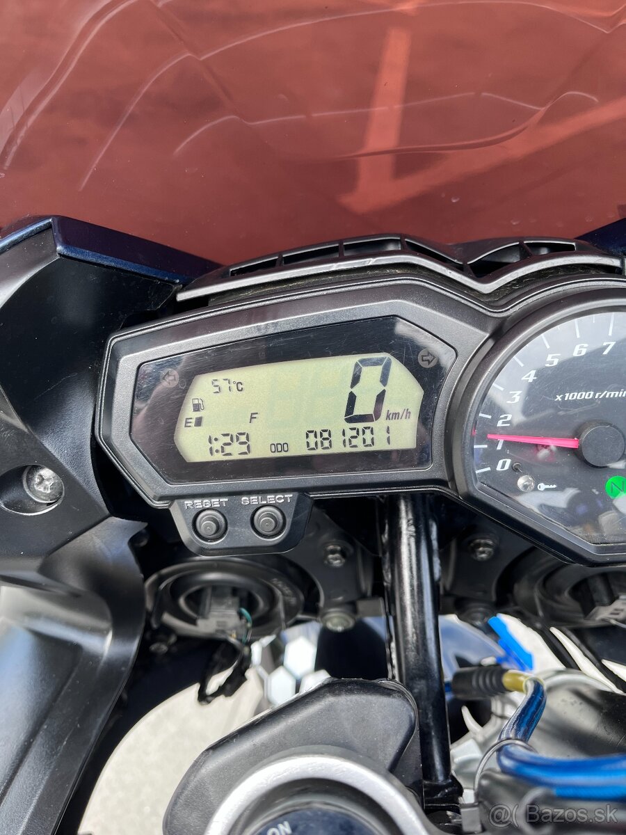 Yamaha FZ1 2012 - 5