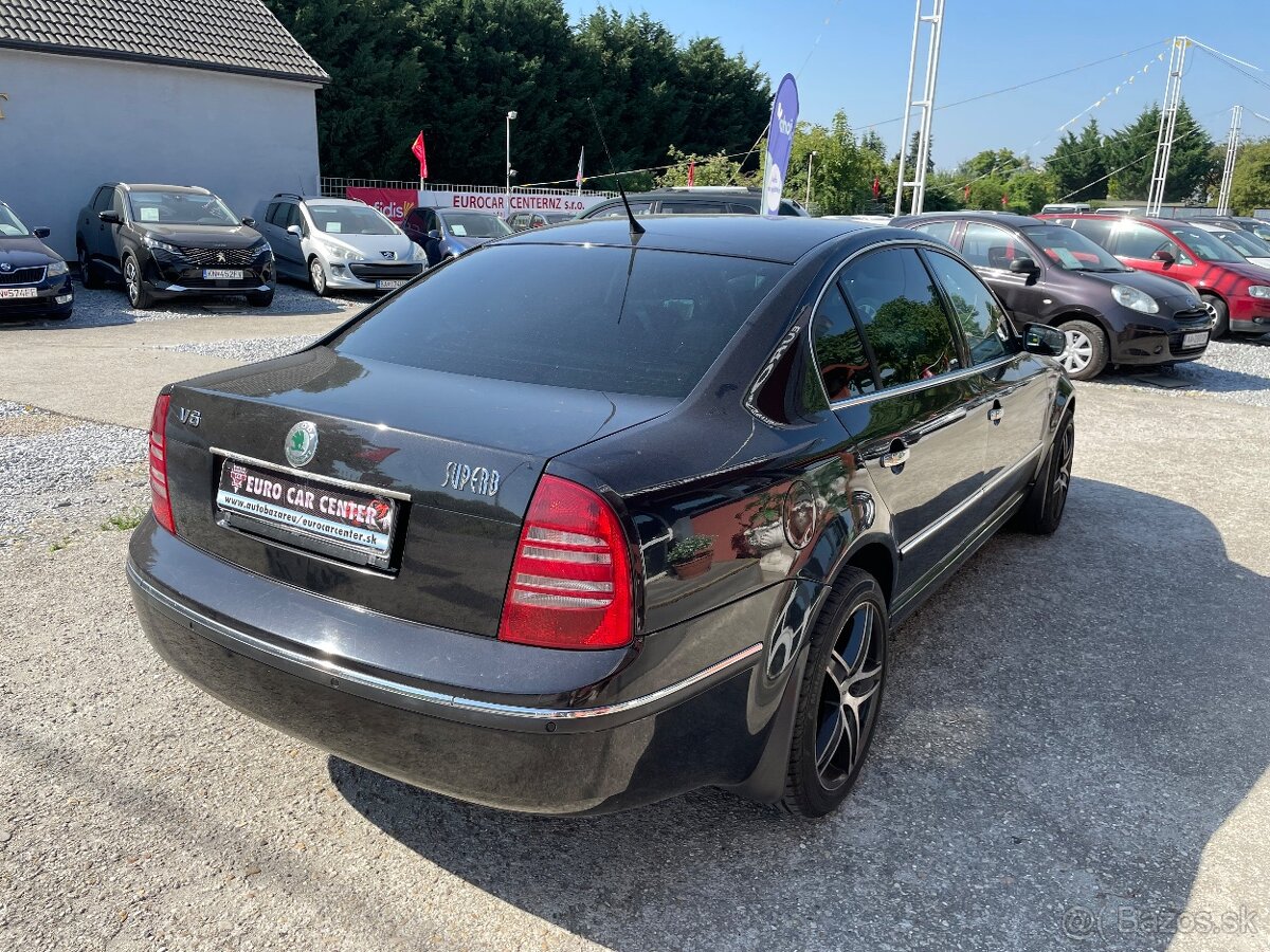 Škoda Superb 2.5 TDI V6 Elegance A/T - 5