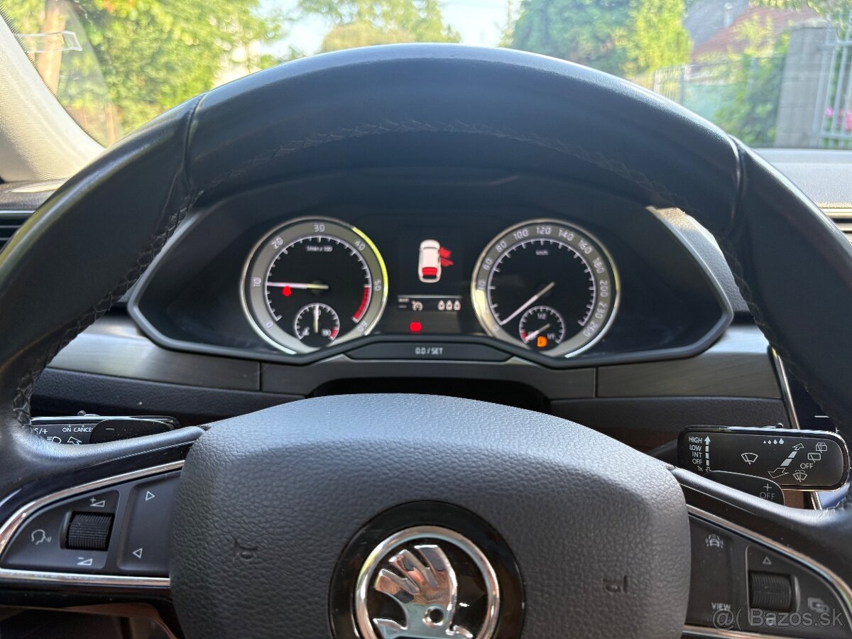 Predám Škoda Superb Combi 2.0 TDI DSG 110 kW - 5