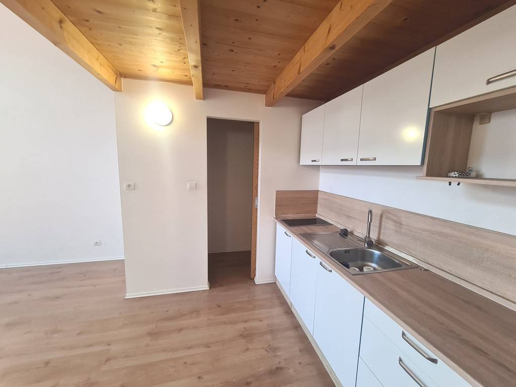 Prenajmeme veľký 2+kk mezonet. byt, Žilina-Bytčická, R2 SK. - 5