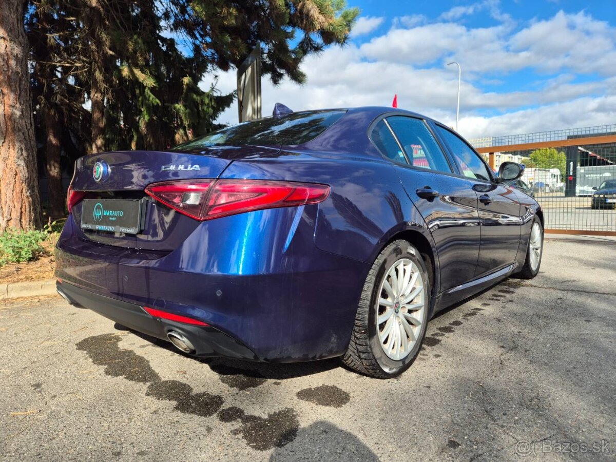 Alfa Romeo Giulia 2.2 Diesel 180 AT Super - 5