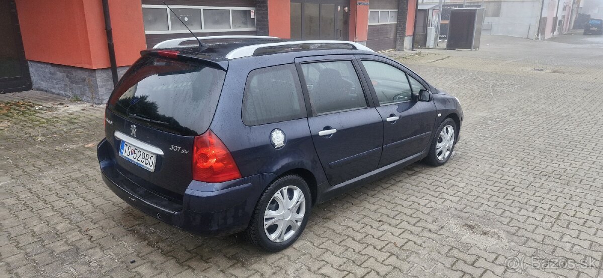 Peugeot 308 2.0HDi 7 miestne - 5