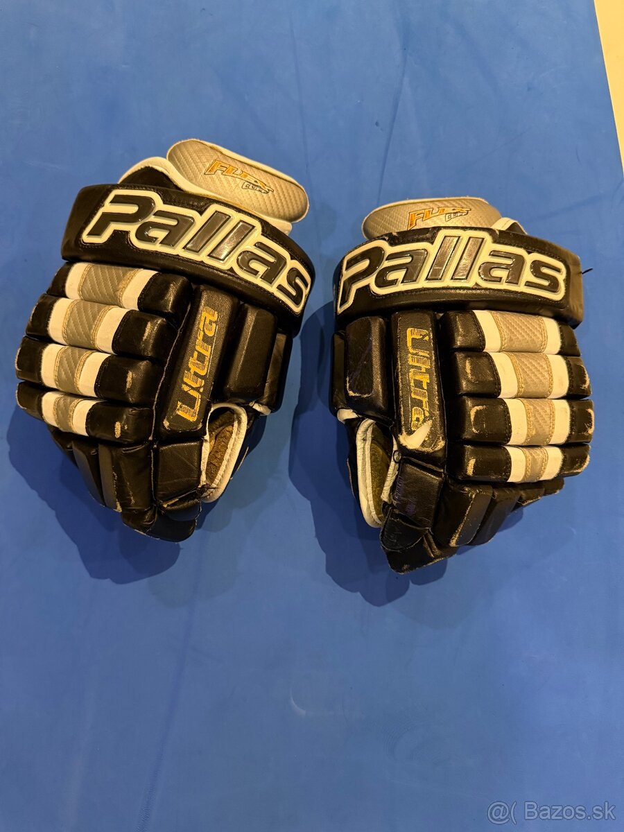 Hokejová výstroj - 5