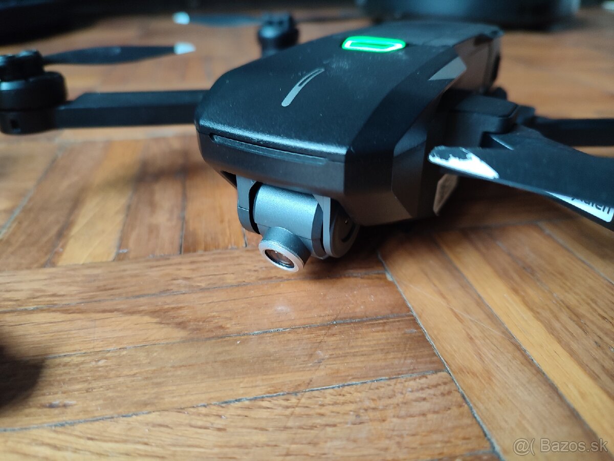 Predam 2x dron Yuneec - 5