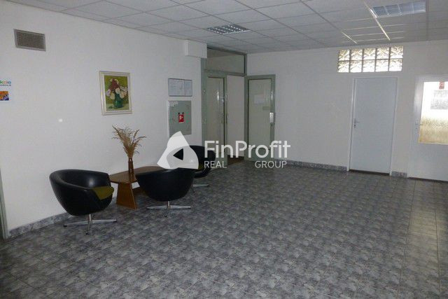 Kancelárske priestory pri OC Vivo na prenájom - od 13 m2, Pl - 5