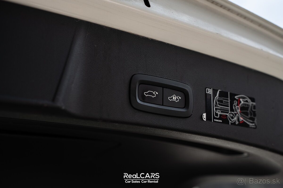 Volvo XC40 145kW 2021 - 5