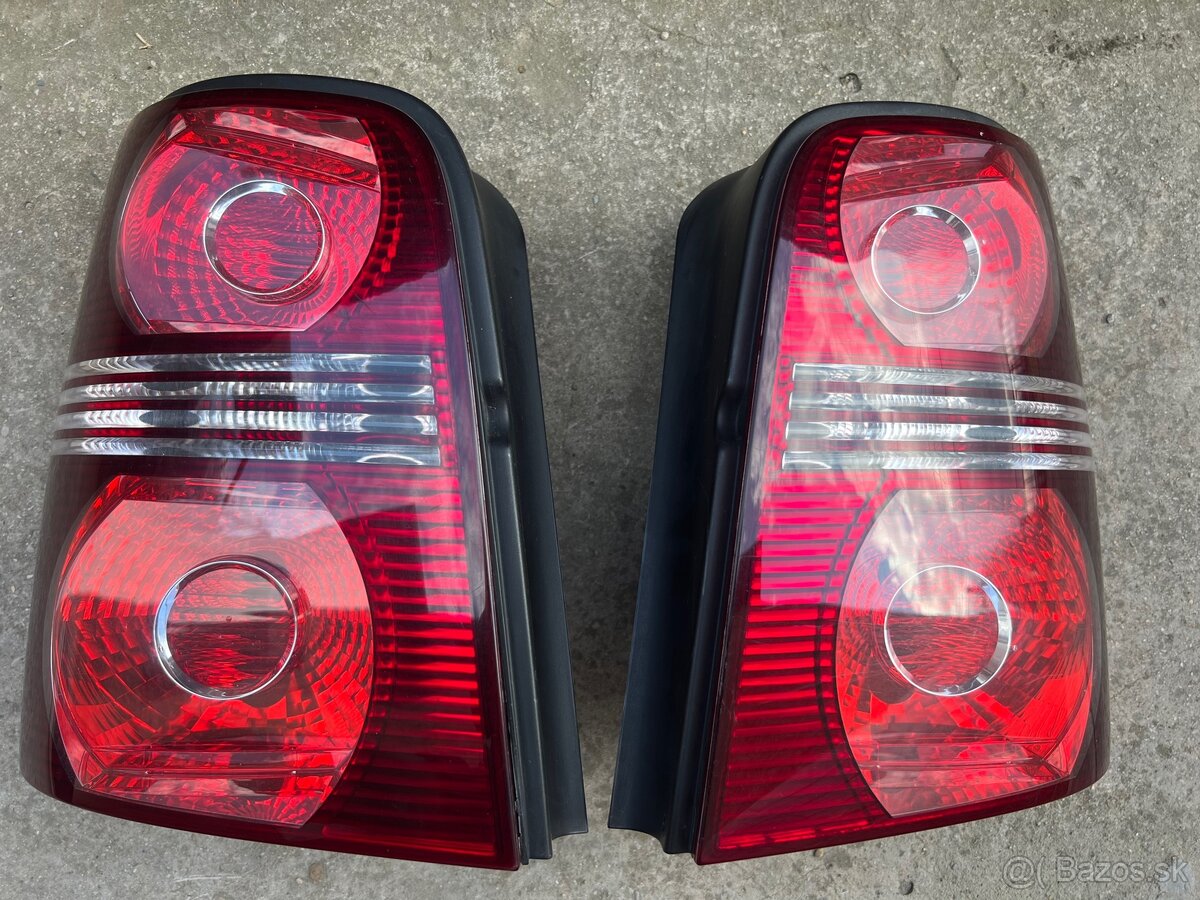 VW Touran zadne lave svetlo - 5