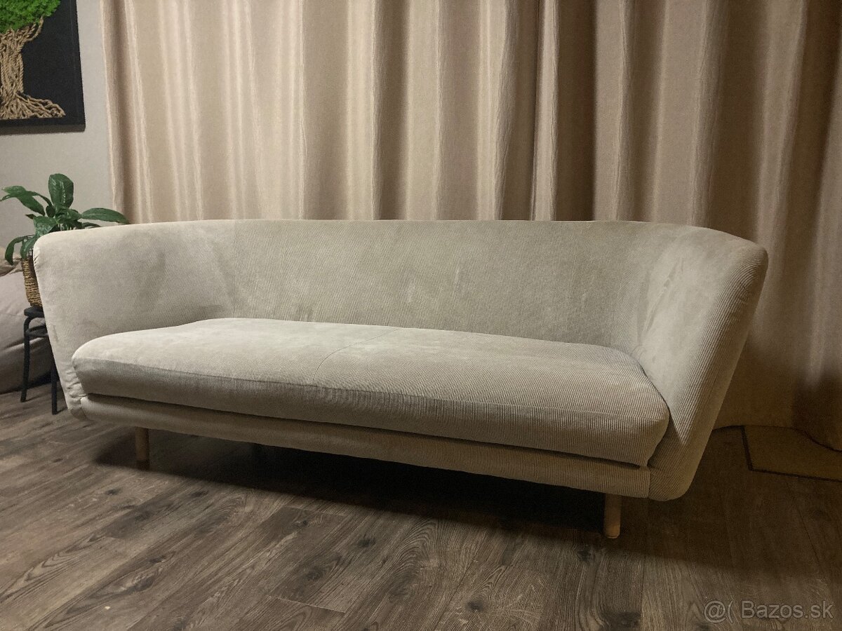 Kvalitná menčestrová pohovka - 5