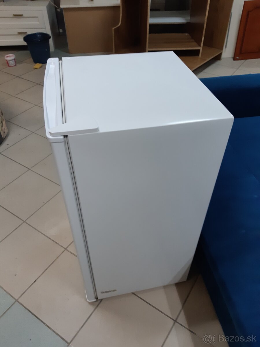 Chladnička Midea - 5