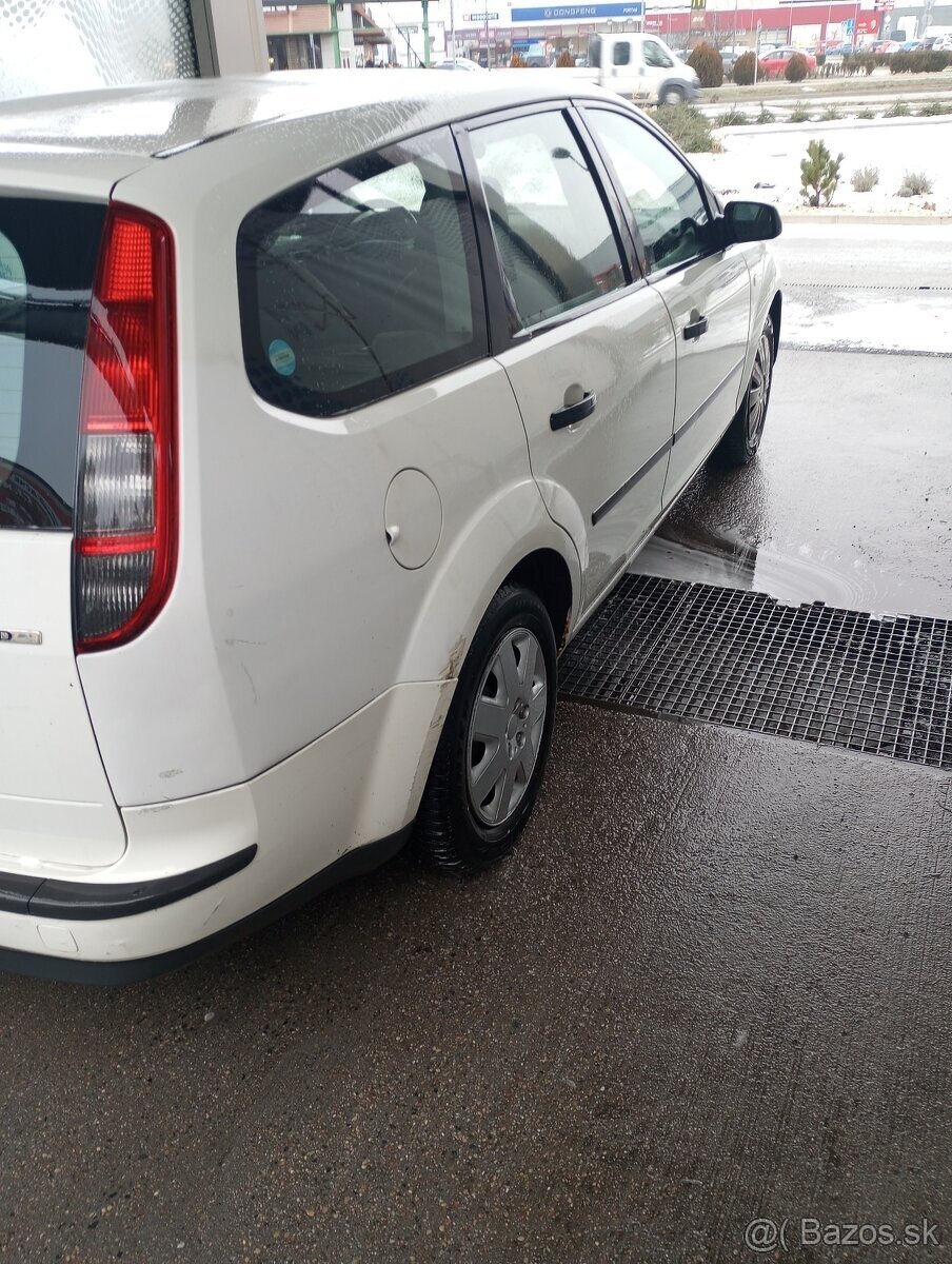 Ford FOCUS Mk2 1.6tdci - 5