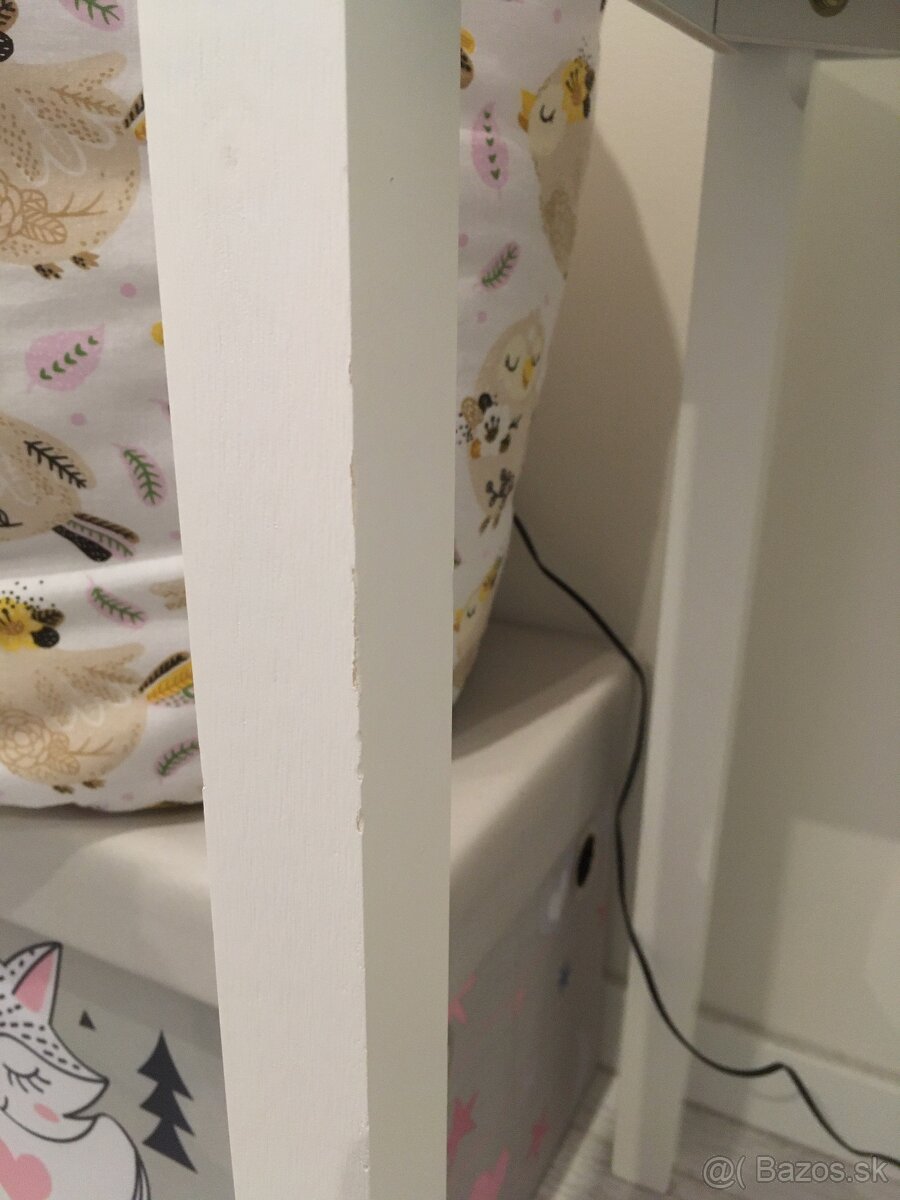 Kozmetický stolík - 5