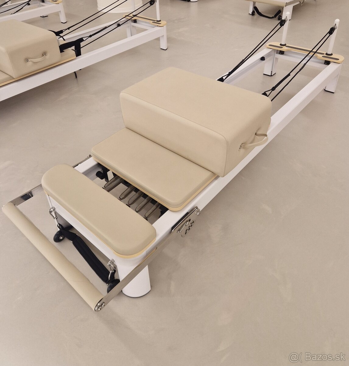 Pilates reformer hlinikovy ram - 5