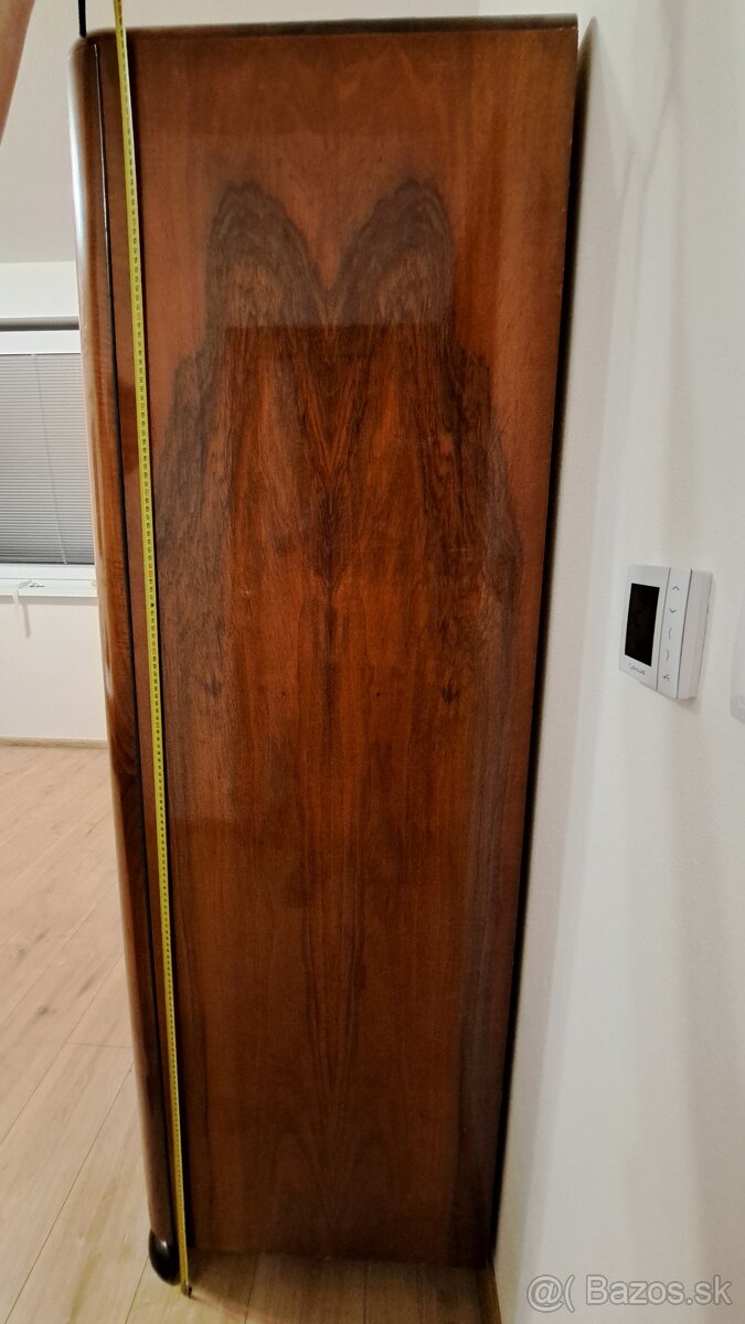 Skrina orech_3 dielna_super stav - 5