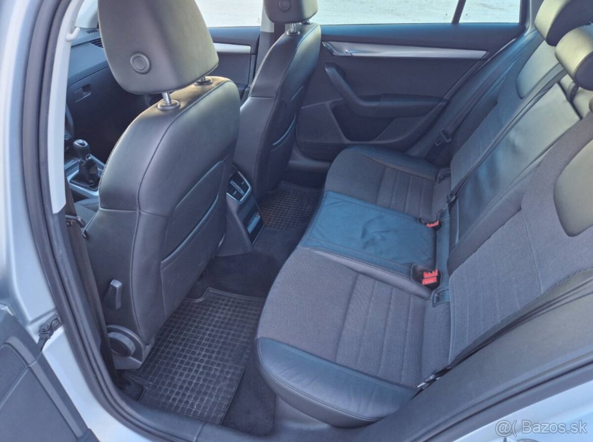 Škoda Octavia Combi Elegance/Style - 5