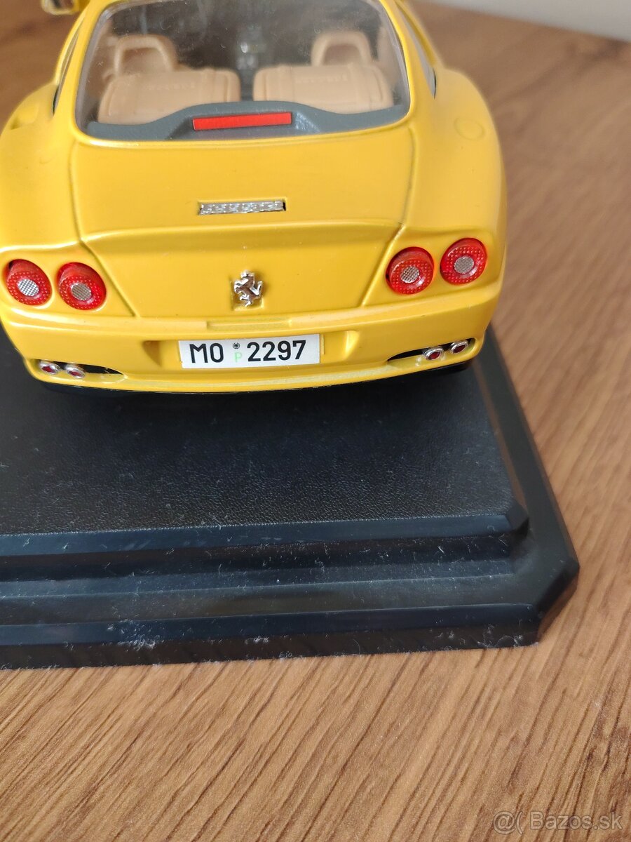 Bburago FERRARI 55O MARANELLO 1/24 - 5