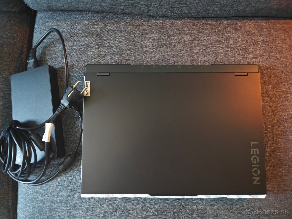 Lenovo Legion Pro 7 RTX 4070 - 5