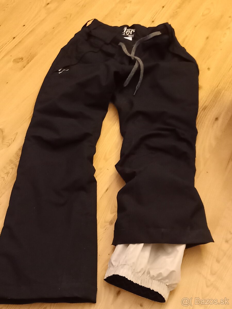 Lyziarska bunda a nohavice - 5