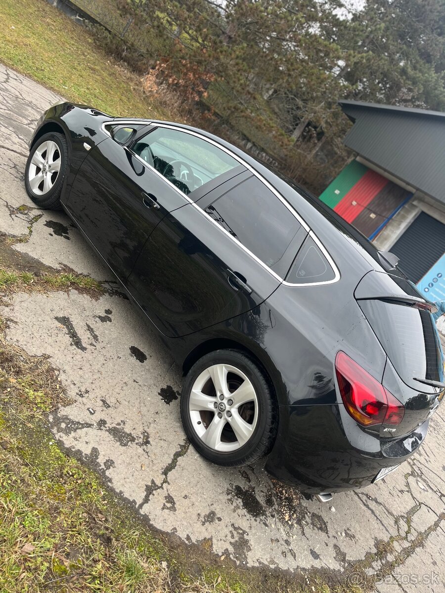 OPEL ASTRA 1.4 TURBO 103KW - 5