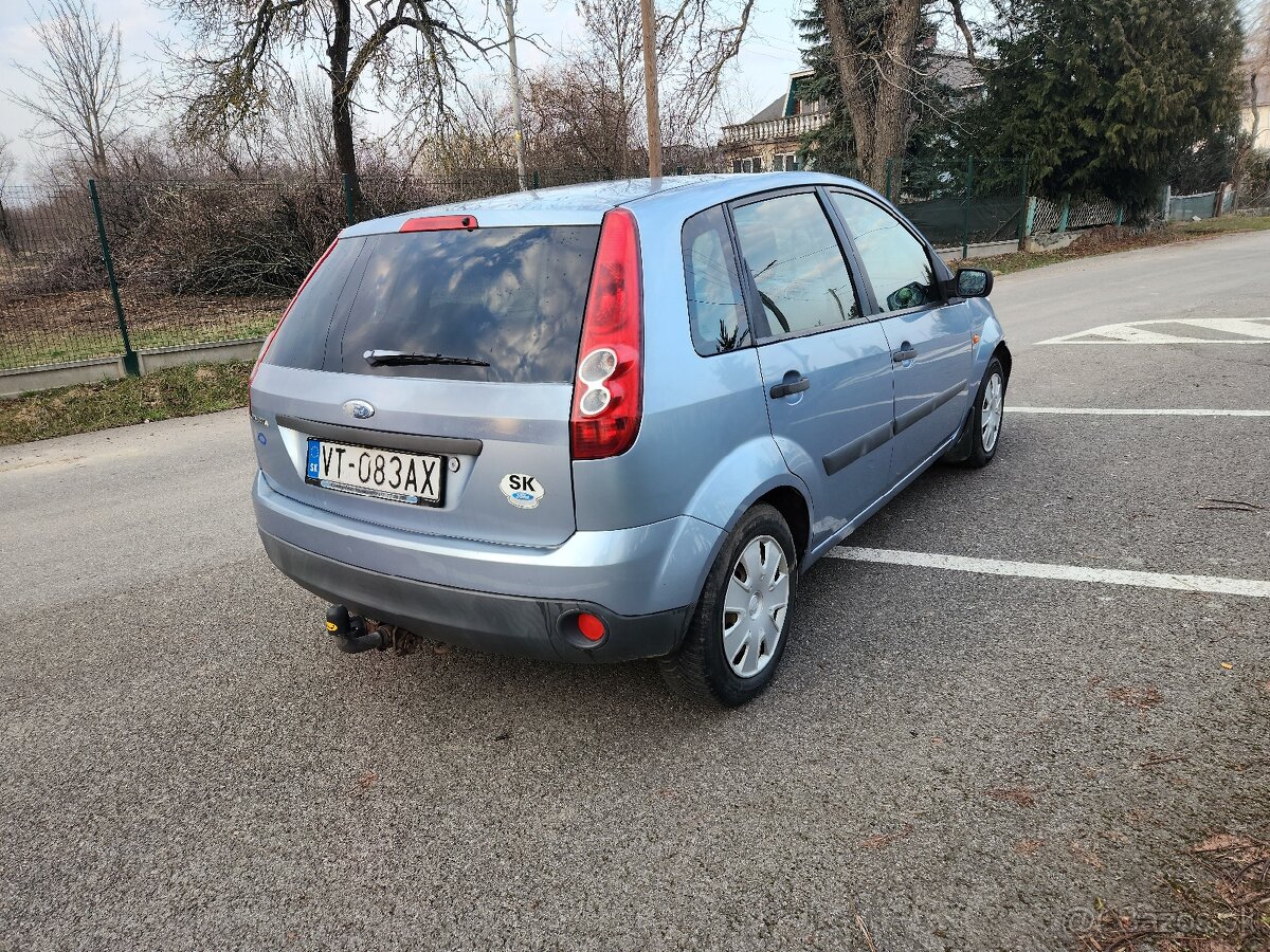 Ford Fiesta 1.25cm3 - 5