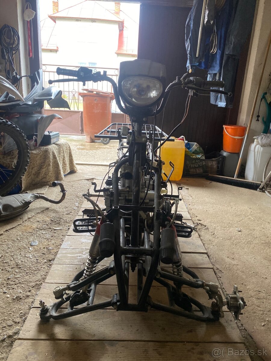 Bashan 200