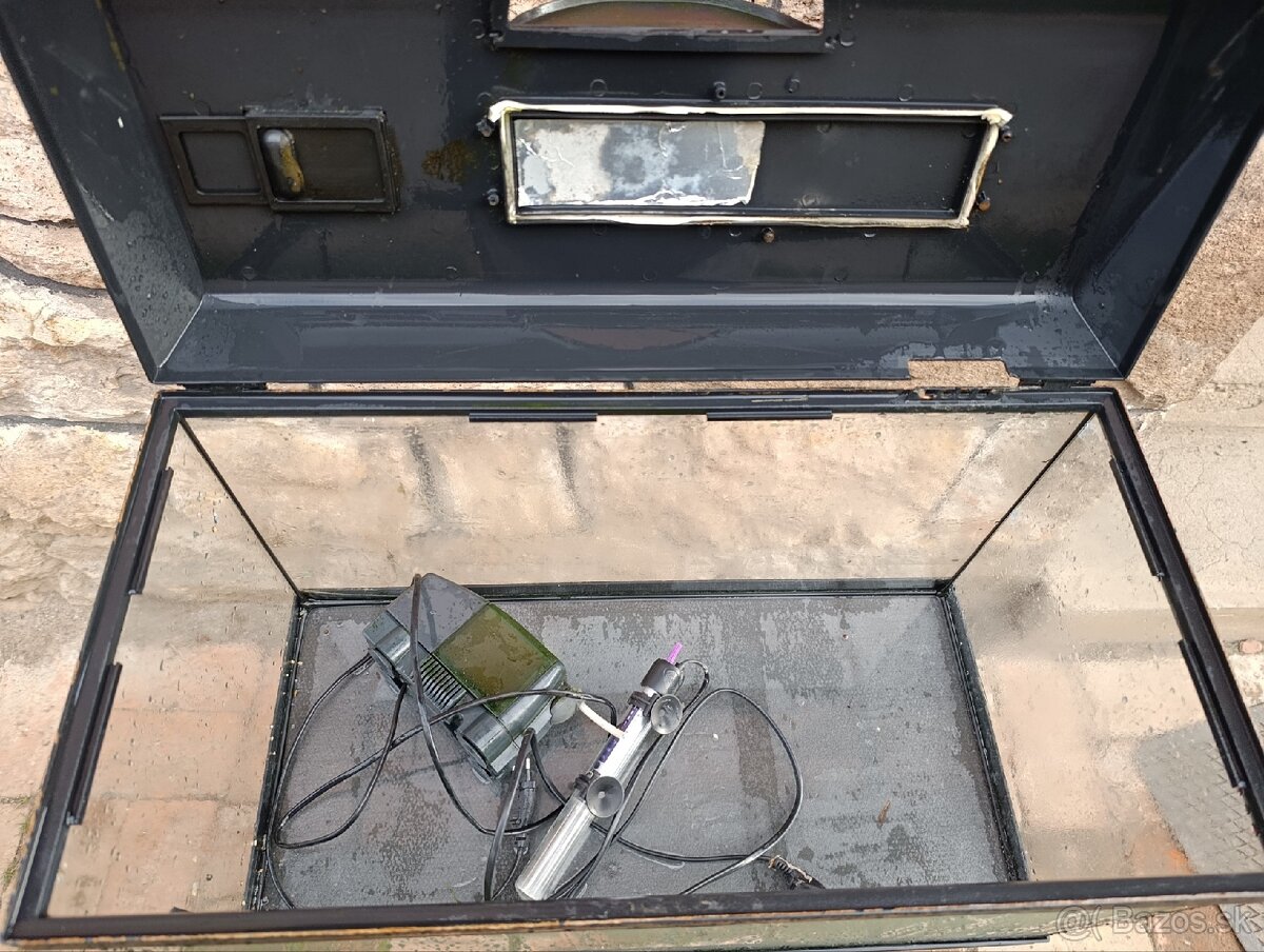 Predám akvárium Juwel - 5