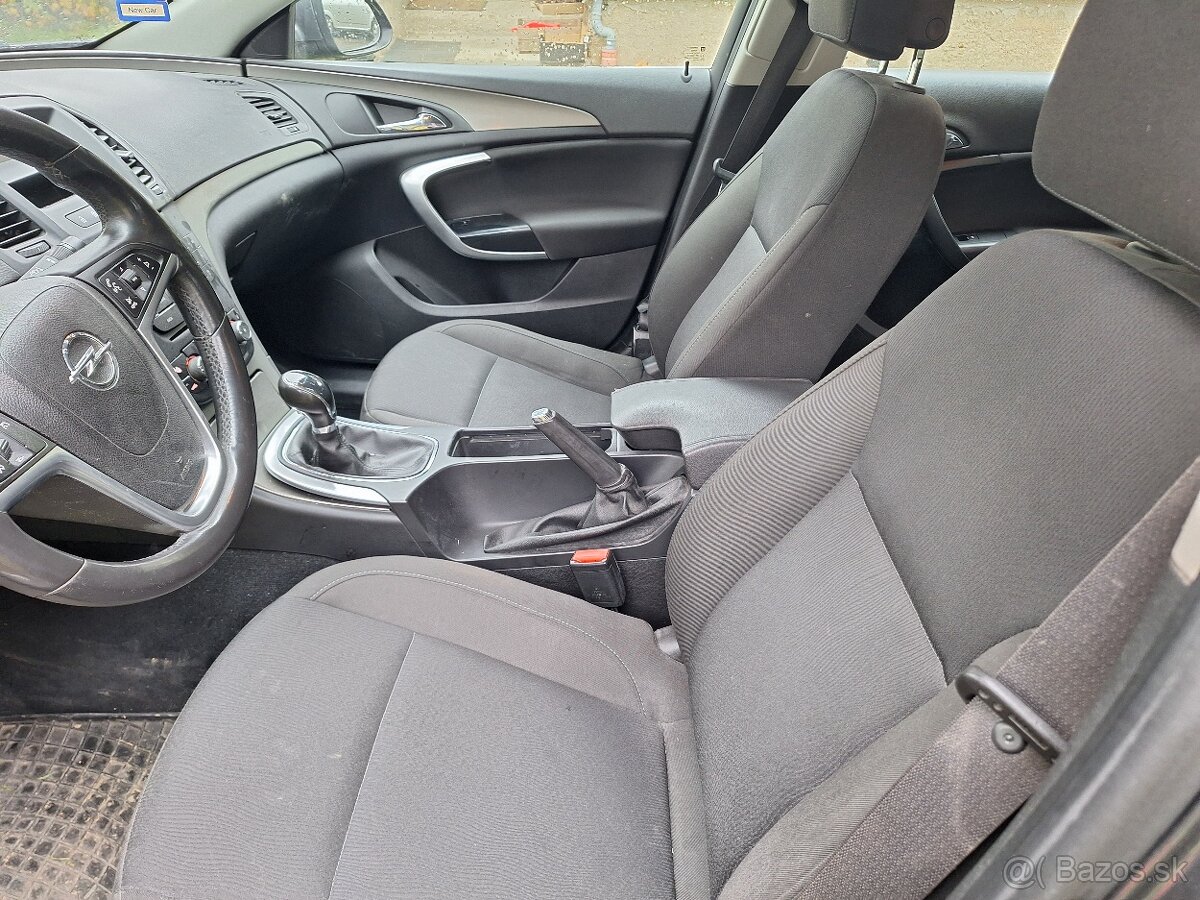 Opel Insignia 1.8 - 5