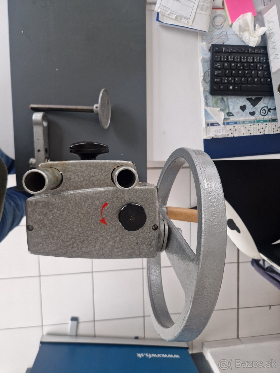 Uzatvárač konzerv /rezervovaný do 22.11./ - 5